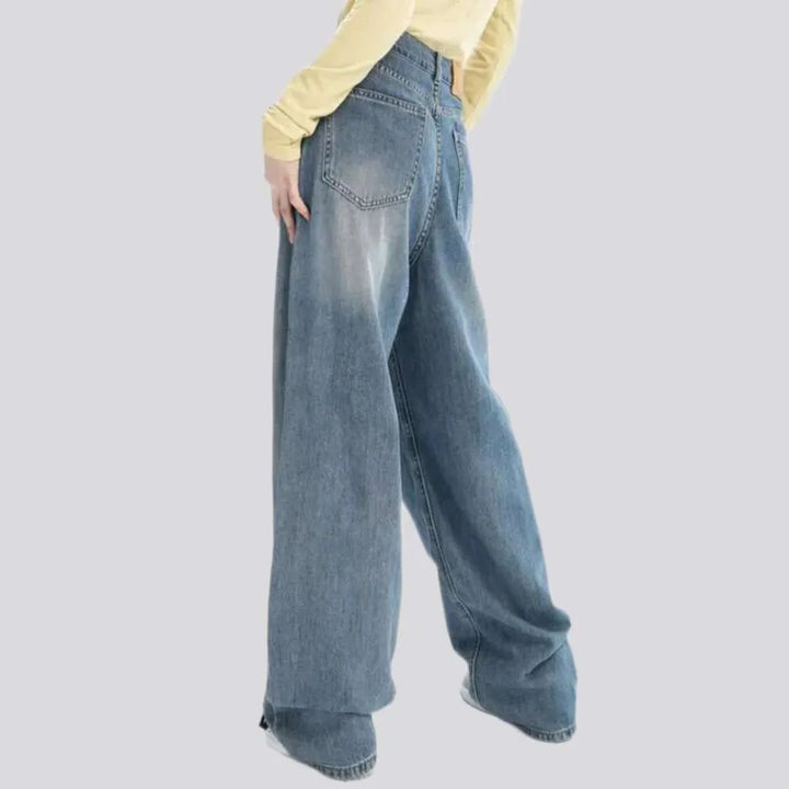 Medium-wash jeans
 for ladies