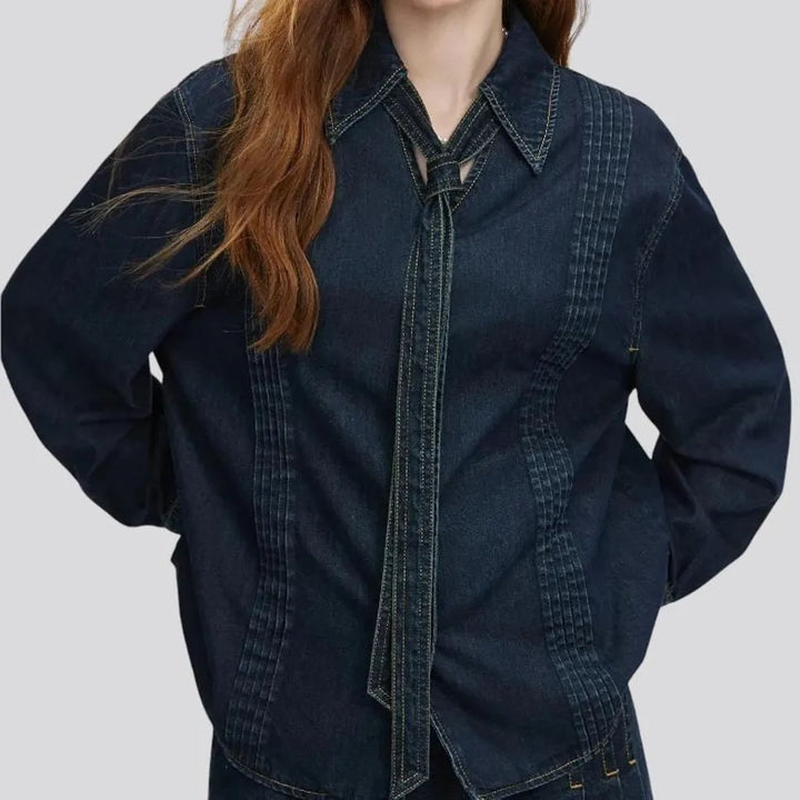 Fashionable dark contrast women's jean jacket