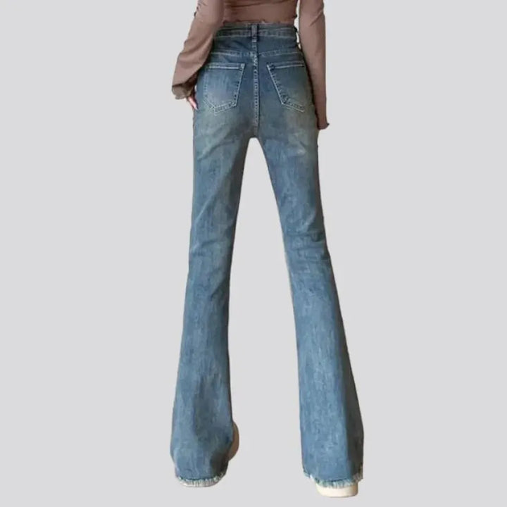 Sanded frayed-hem jeans
 for ladies