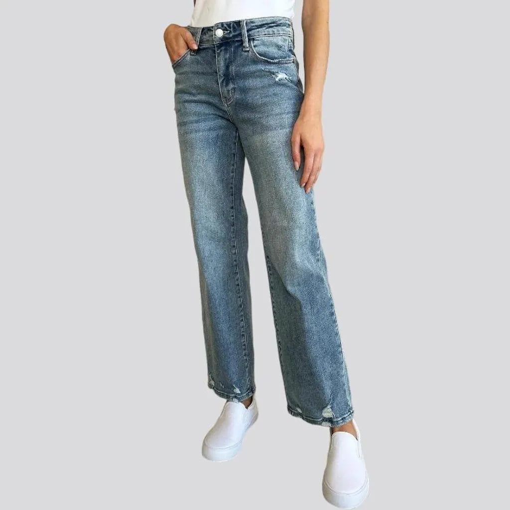 Sanded stonewashed jeans
 for women