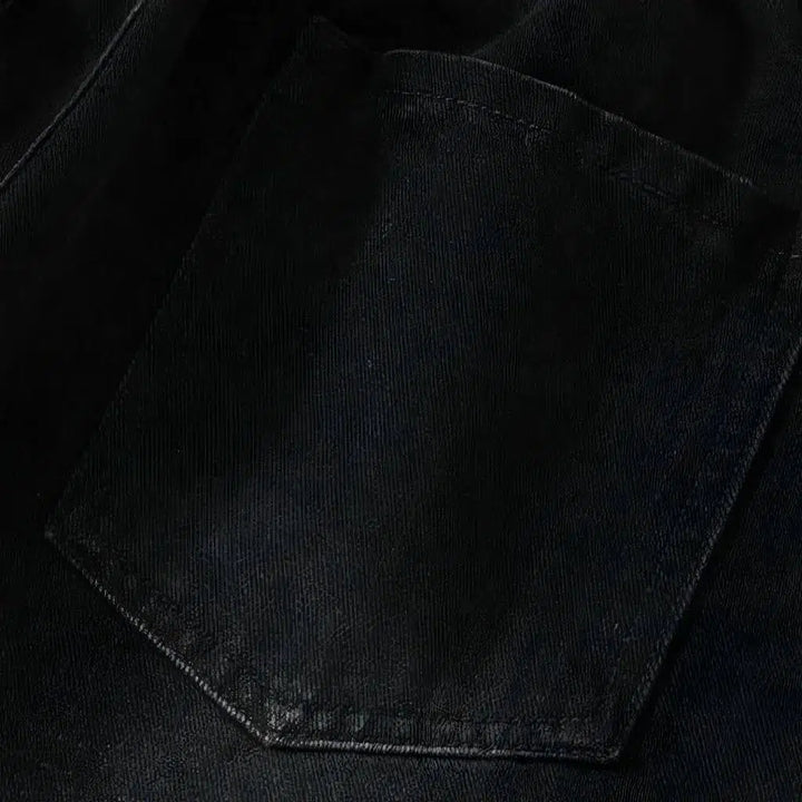 Polished men's aged jeans