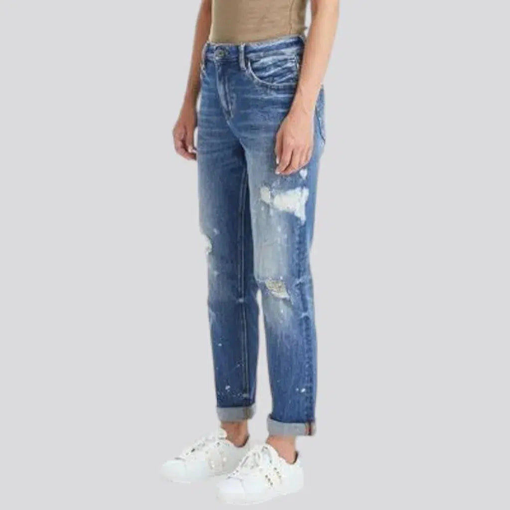 Highly-stretchy distressed jeans for ladies