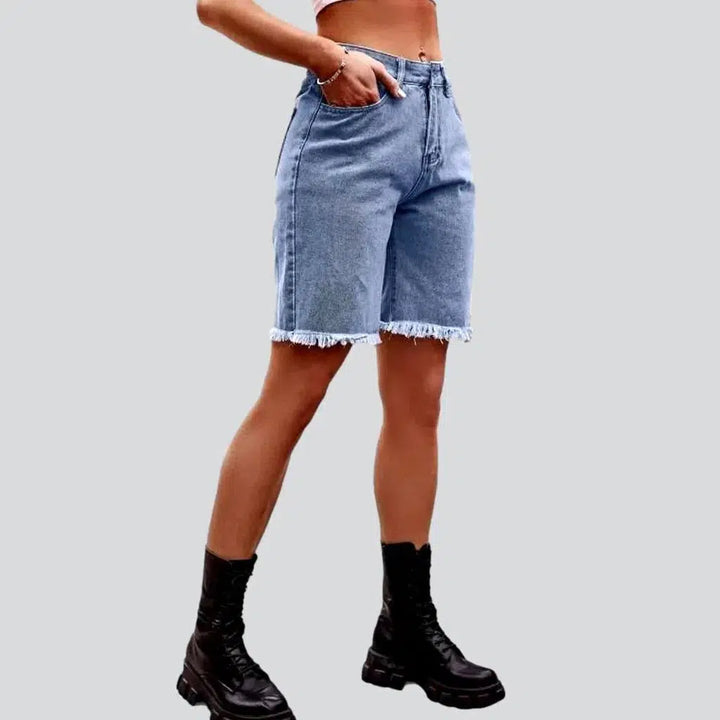 Frayed-hem denim shorts
 for ladies