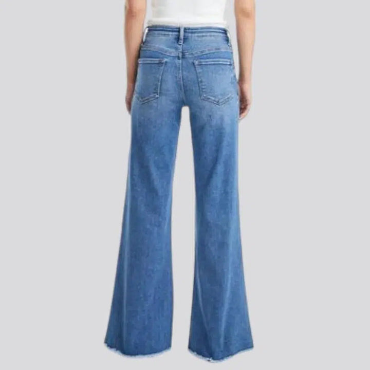 Highly-stretchy medium-wash jeans