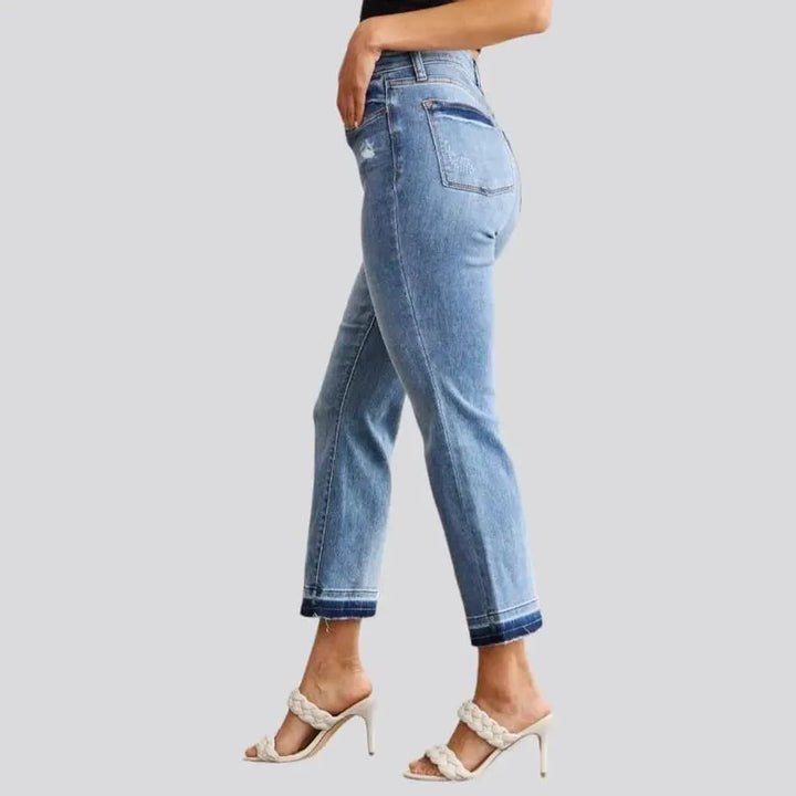 Raw-hem street jeans
 for ladies