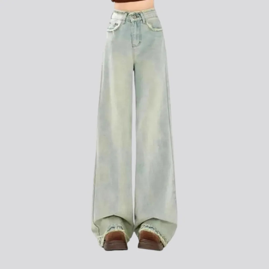 Floor-length bleached jeans for ladies