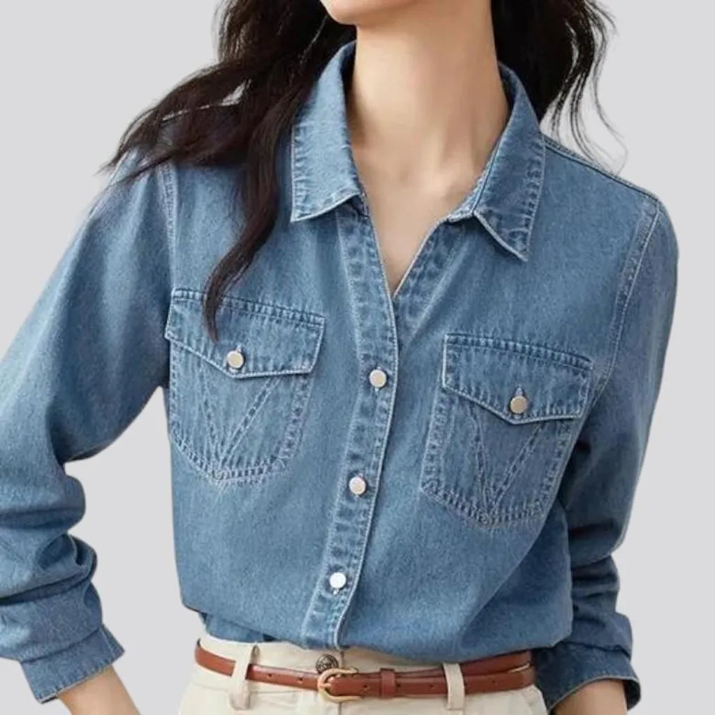 Regular light-wash denim shirt for ladies