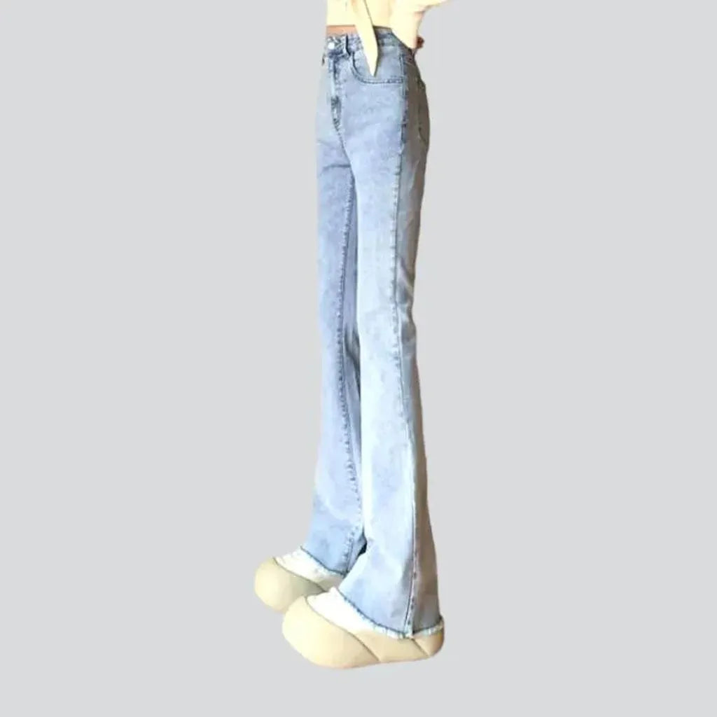 Sanded frayed-hem jeans
 for ladies