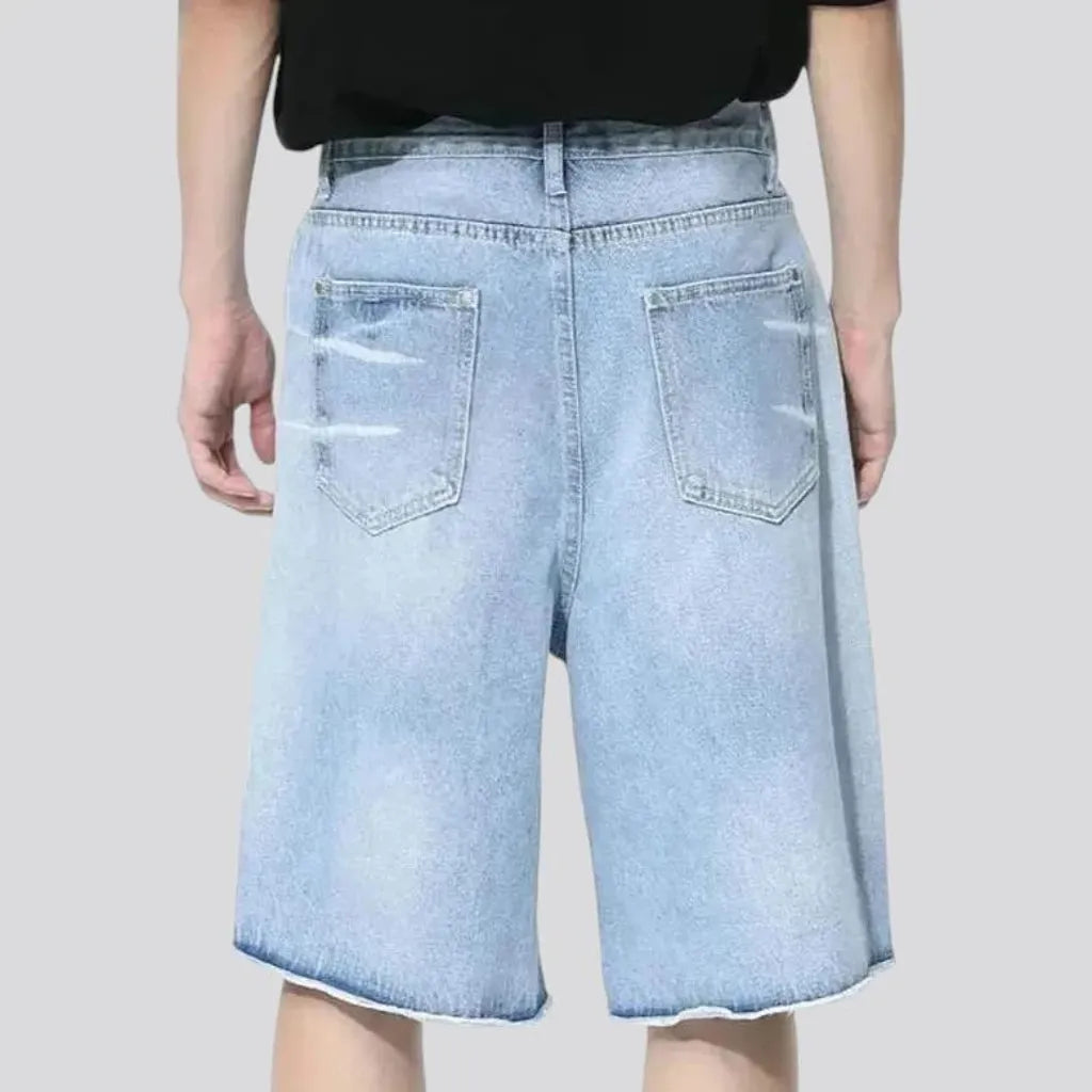 Casual light wash jean shorts for men