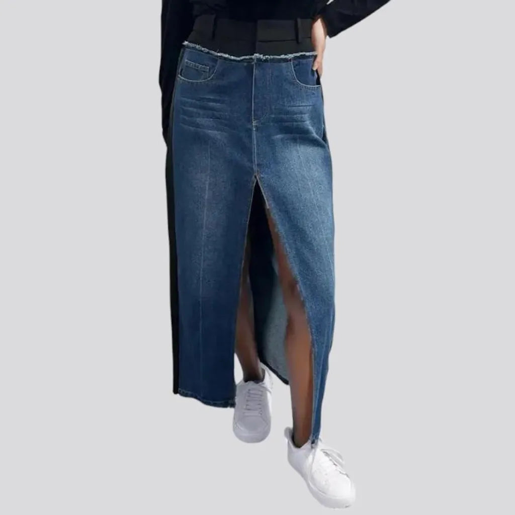 Front-slit women's jean skirt