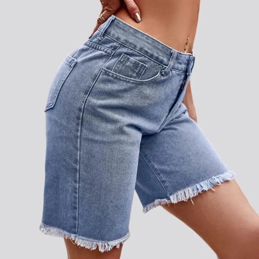 Frayed-hem denim shorts
 for ladies