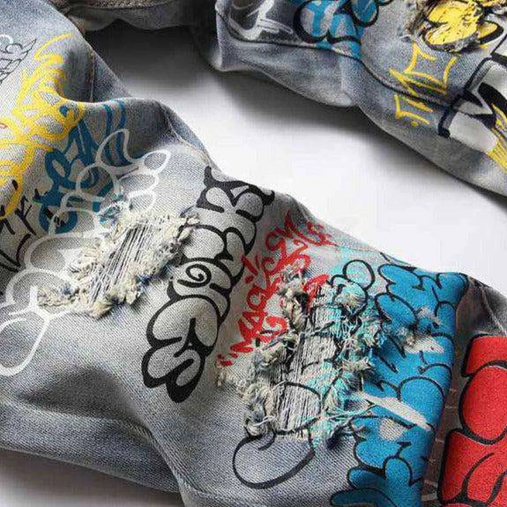 Graffiti print ripped men's jeans