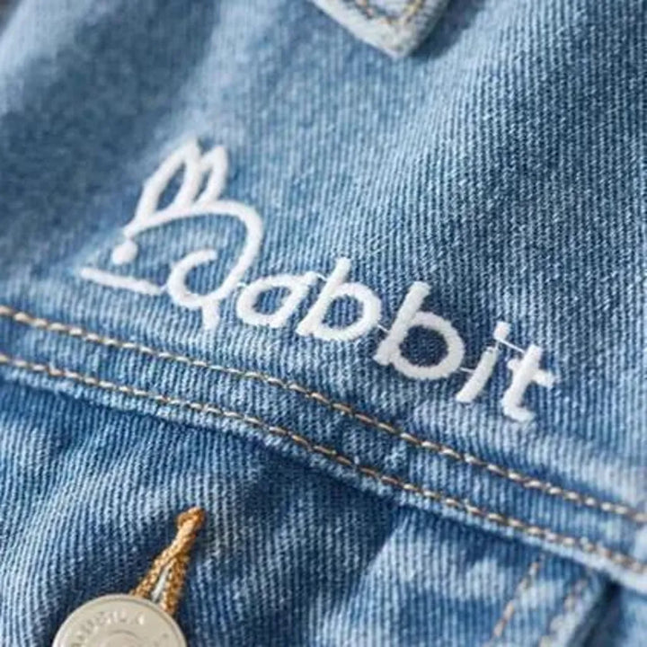 Light-wash 90s denim jacket
 for women