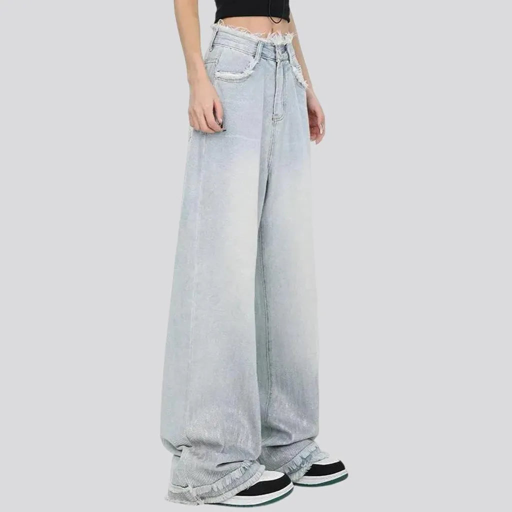 Bleached light smoothed women's jeans