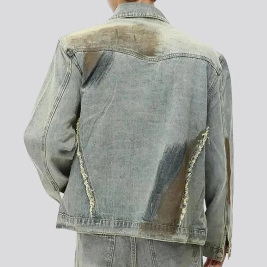 Distressed design extra-large men's jeans jacket