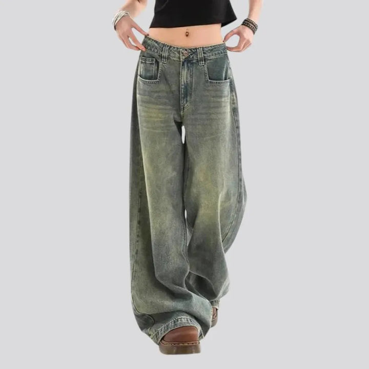 Faded wash trendy women's jeans