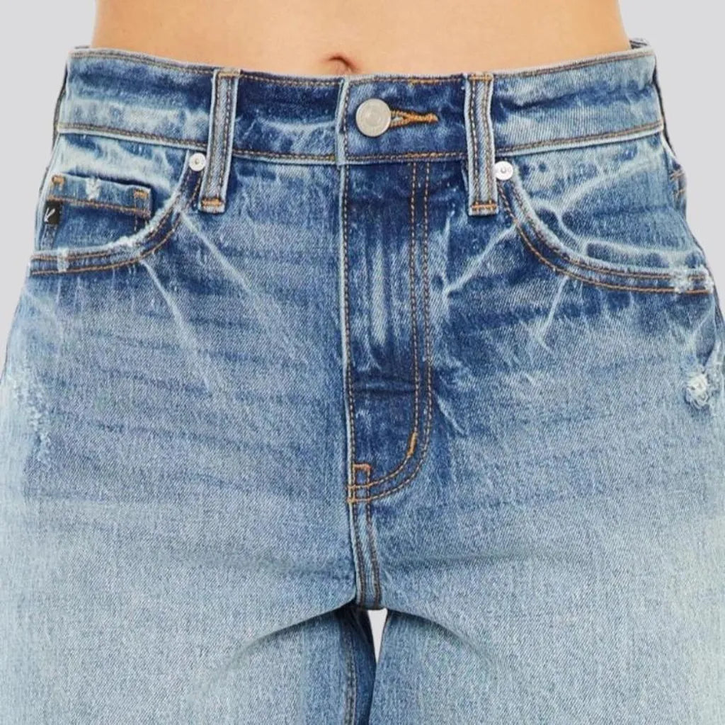 Raw-hem high-waist denim shorts for ladies