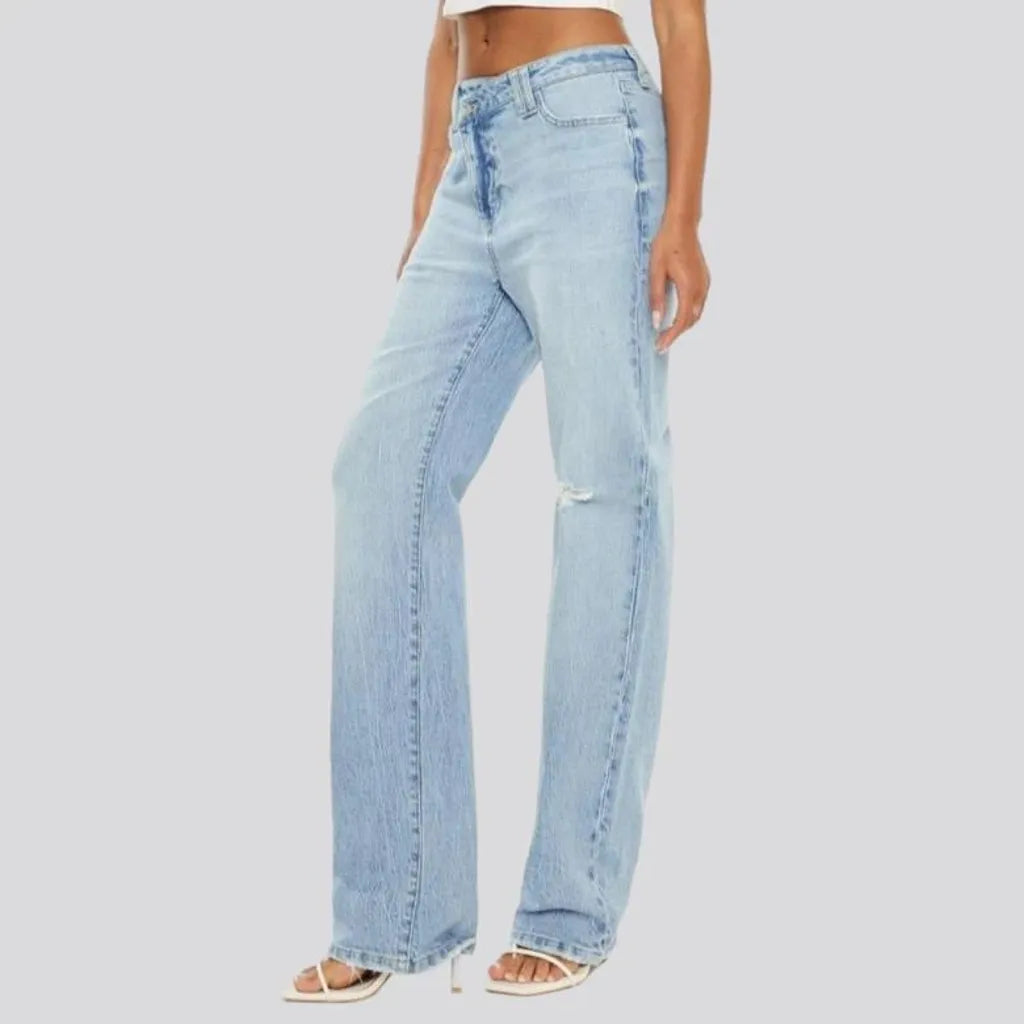 Sanded women's grunge jeans