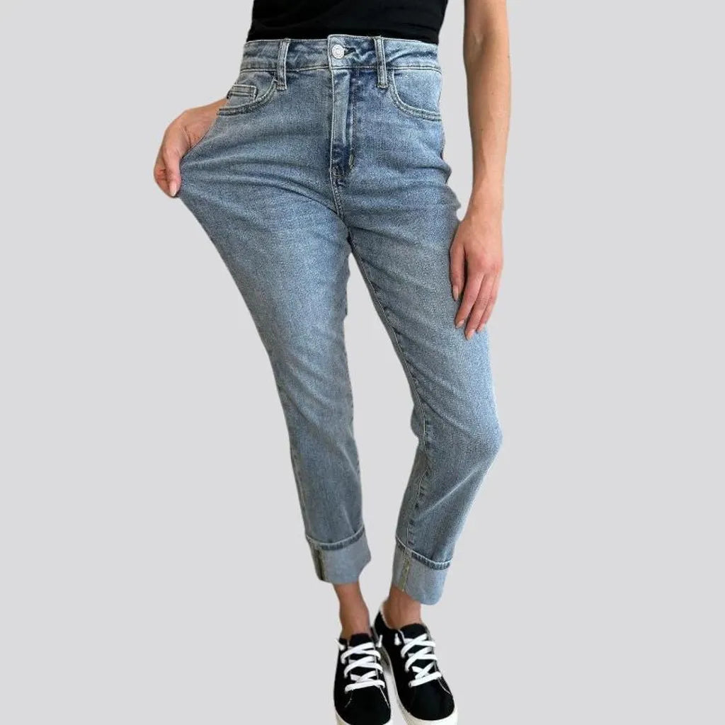 Sanded casual jeans
 for ladies