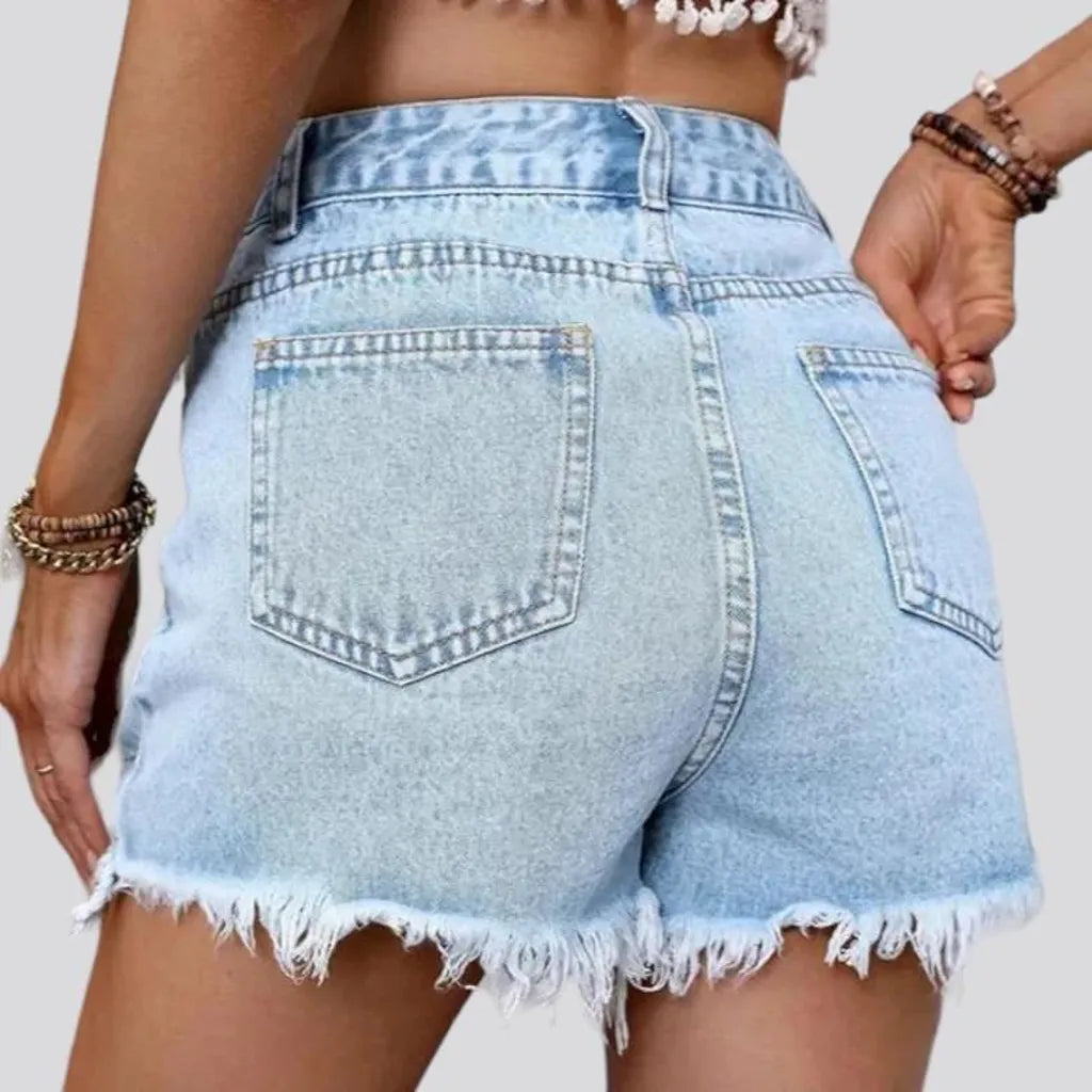 Frayed-hem distressed jeans shorts for ladies