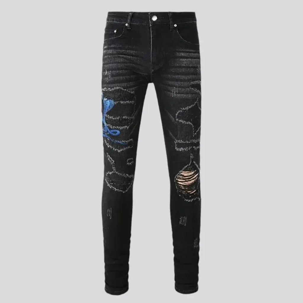 Fashionable mid-rise men's jeans