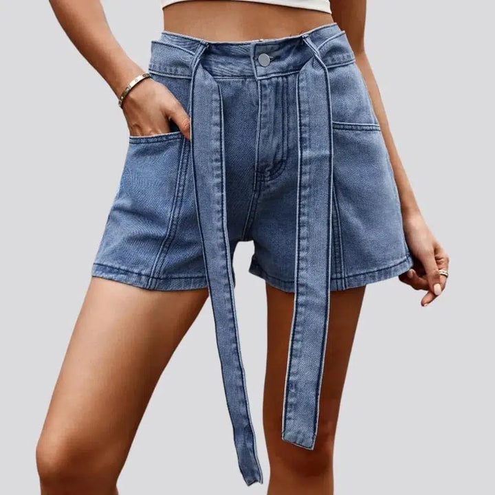 Stonewashed wide-leg denim shorts for ladies