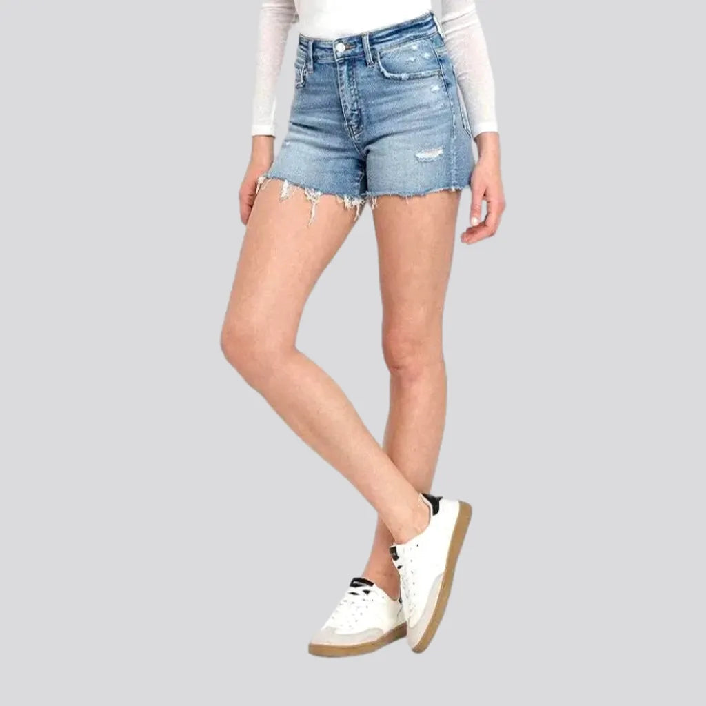 Frayed-hem light-wash denim shorts for ladies | Jeans4you.shop