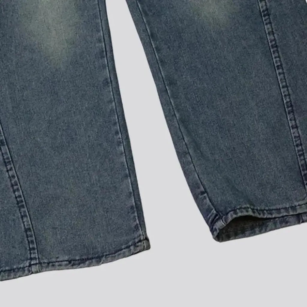 Medium-wash diagonal-stitching jeans