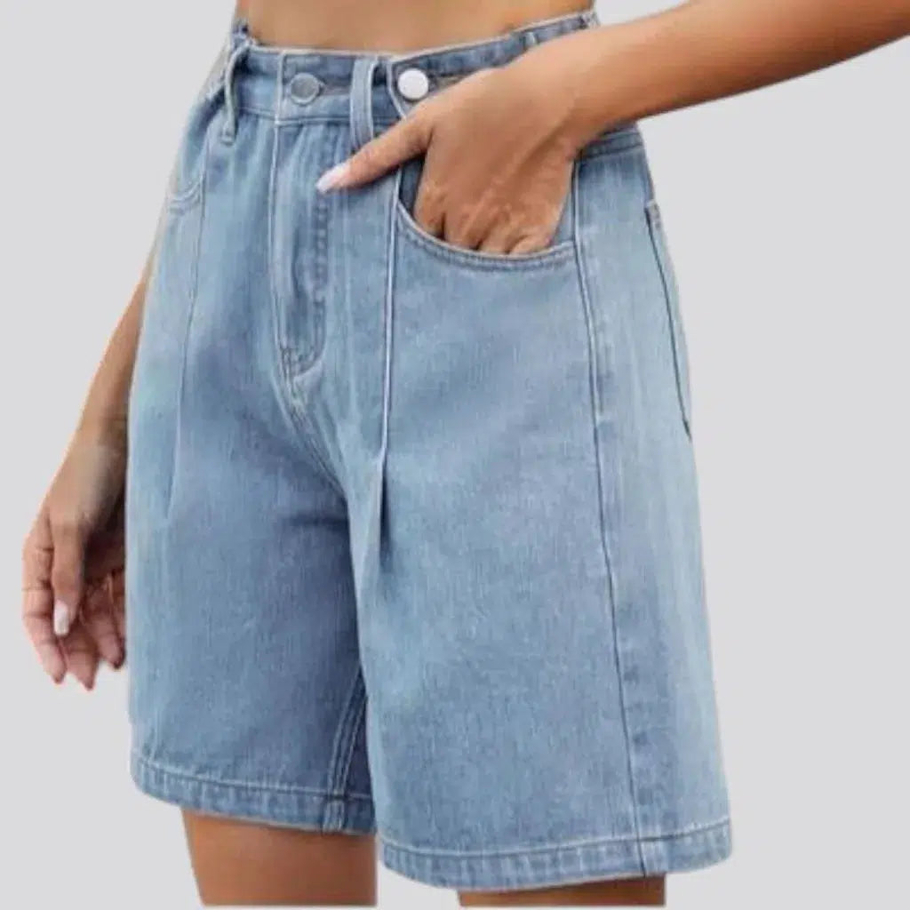 Stonewashed women's jean shorts