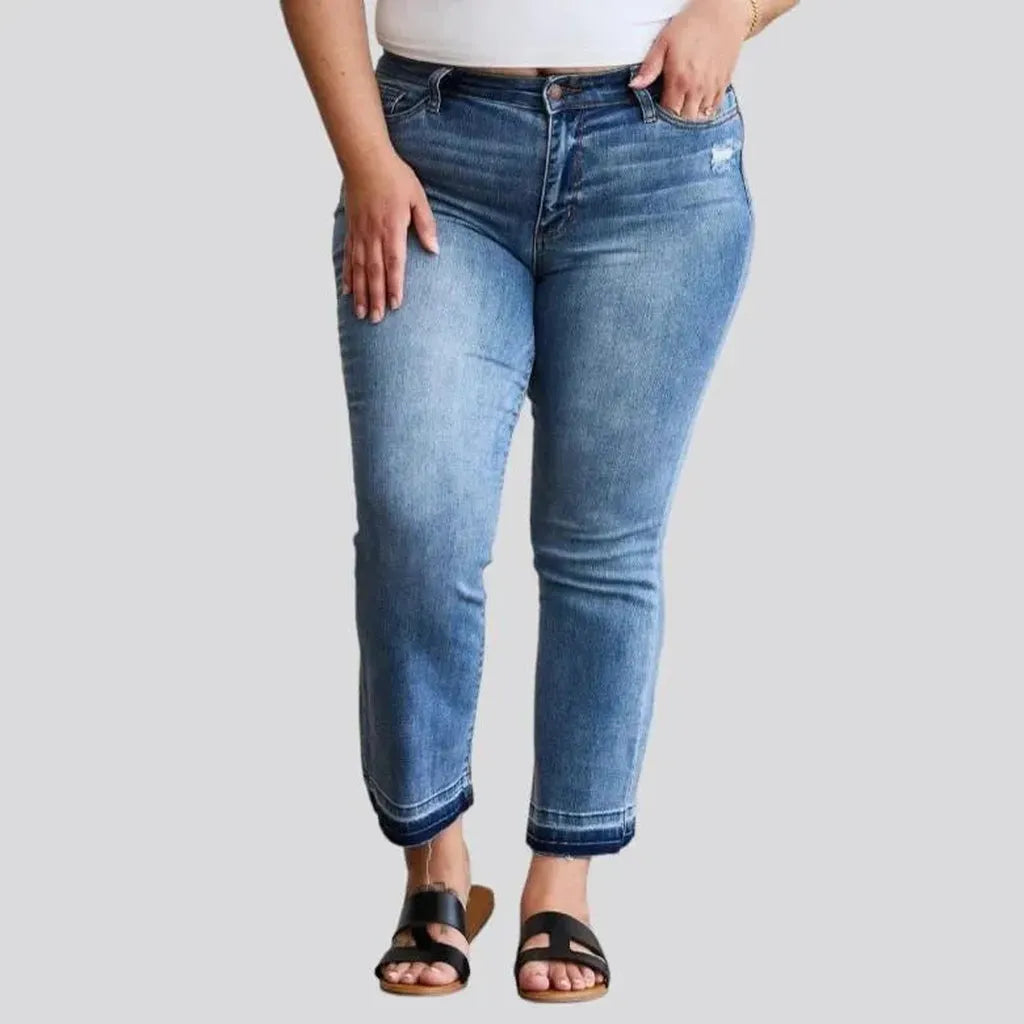 Raw-hem street jeans
 for ladies