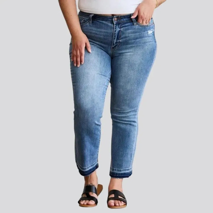 Raw-hem street jeans
 for ladies