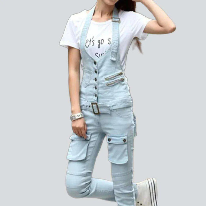 Stylish women's stonewashed jeans jumpsuit