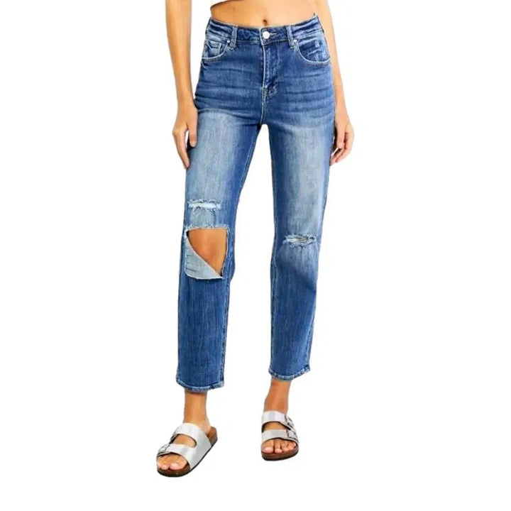 Casual women's whiskered jeans