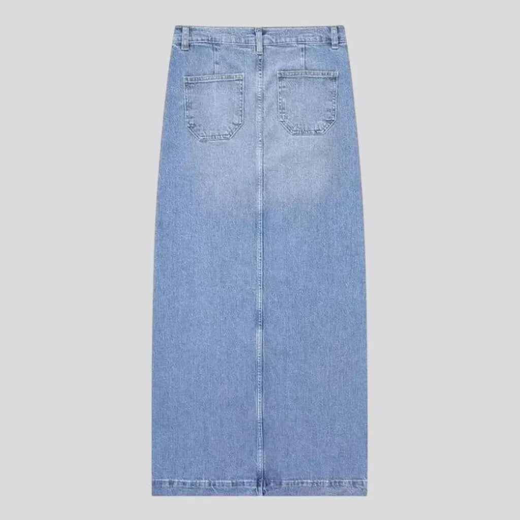 Lightweight 90s casual denim skirt