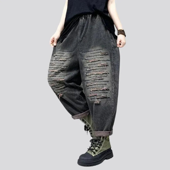 Distressed vintage denim pants
 for women