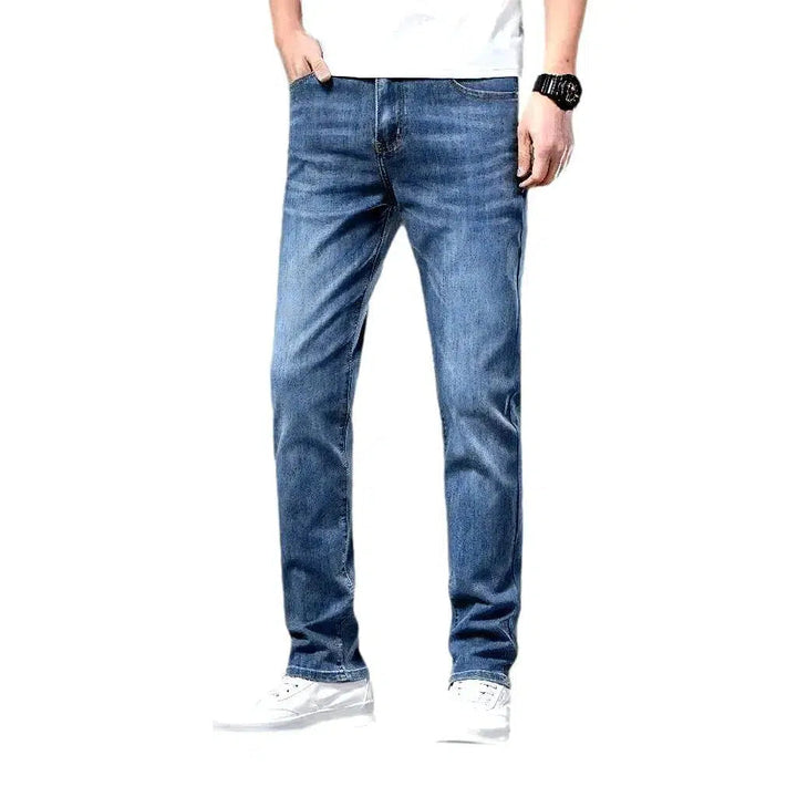 Classic tapered jeans
 for men