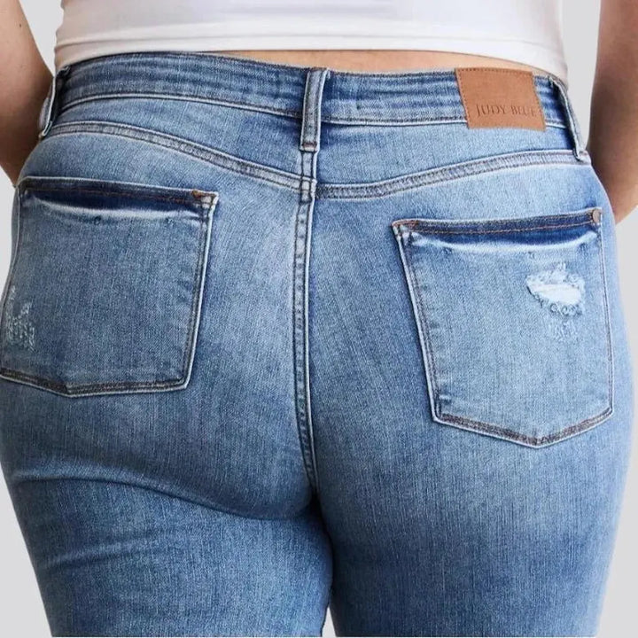 Raw-hem street jeans
 for ladies