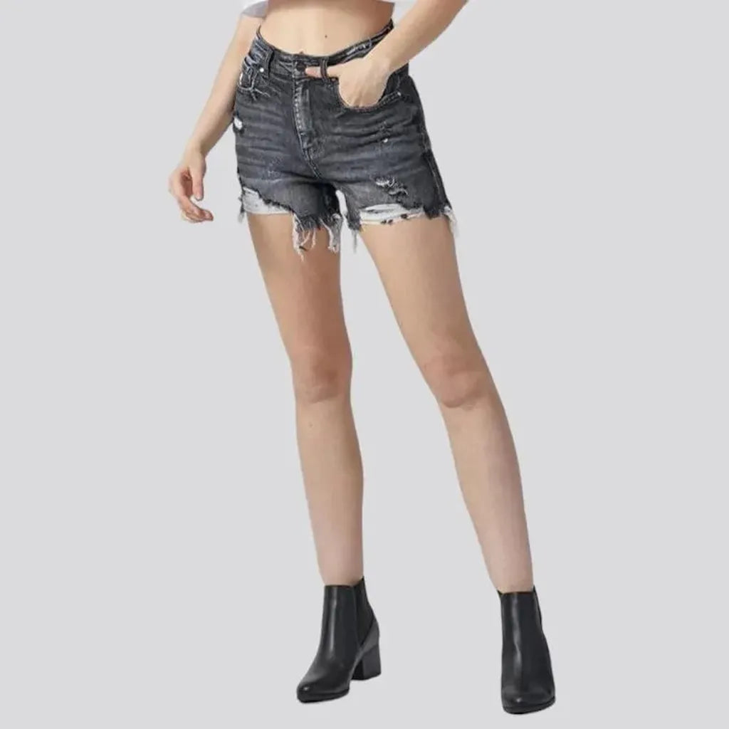 Distressed frayed-hem denim shorts