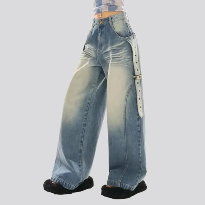 Y2k women's light-wash jeans