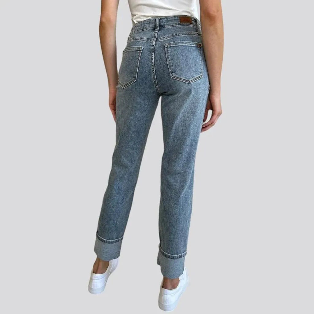 Sanded casual jeans
 for ladies