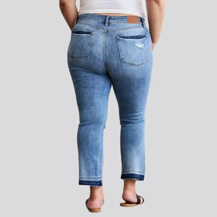 Raw-hem street jeans
 for ladies