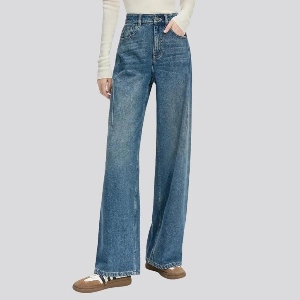 Wide fit high rise light women's jeans