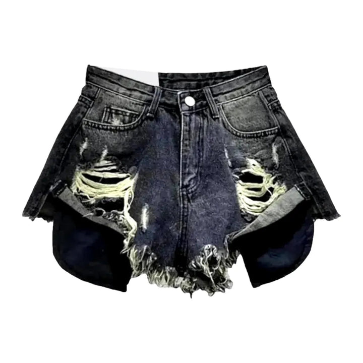 Grunge mid-waist denim shorts for women