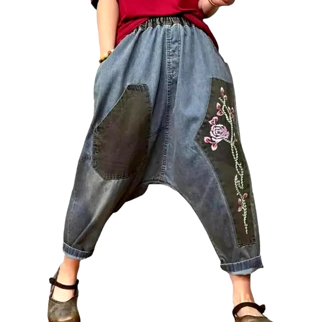 High-waist embroidered jean pants
 for women