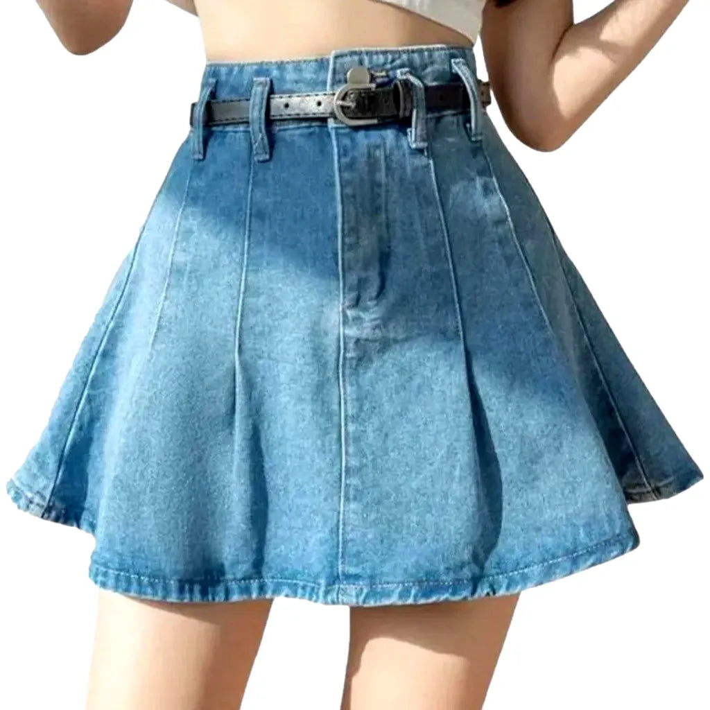 Light-wash mini women's jean skirt