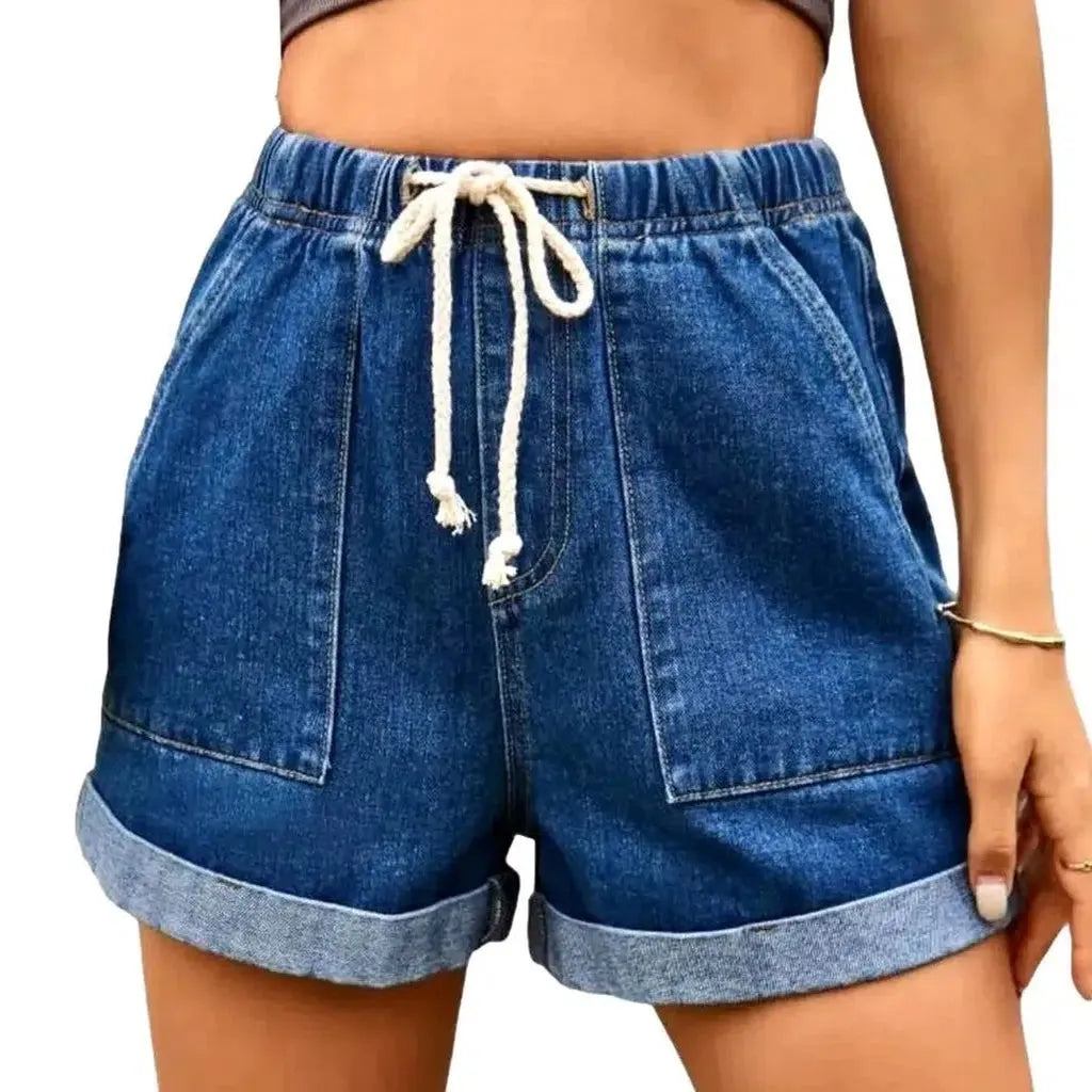 Loose stonewashed jean shorts for women