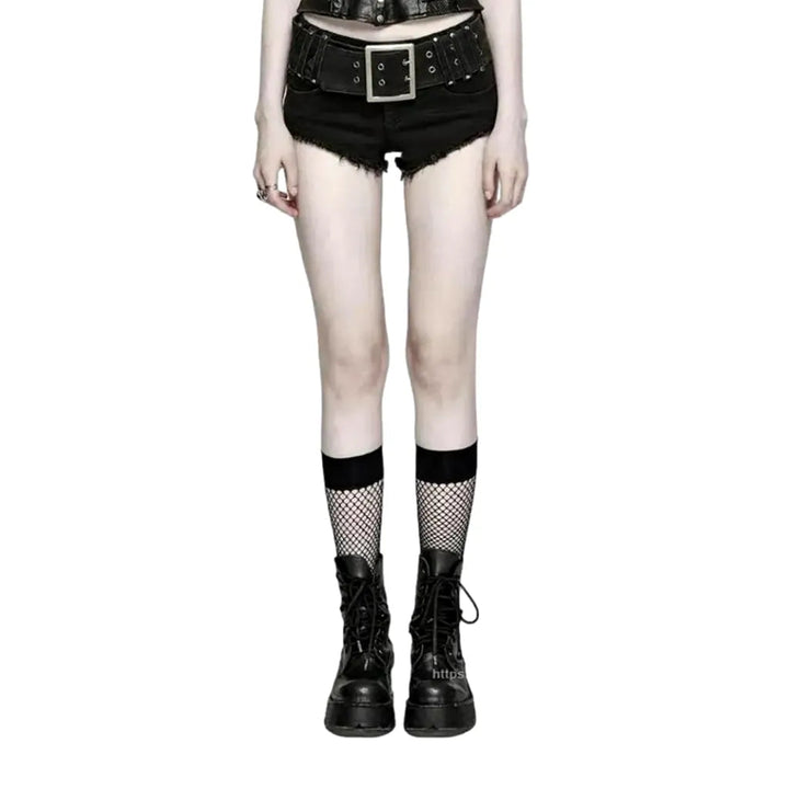 Mid-waist black jeans shorts for ladies