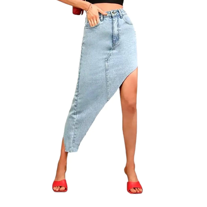 Raw-hem light-wash jeans skirt for ladies