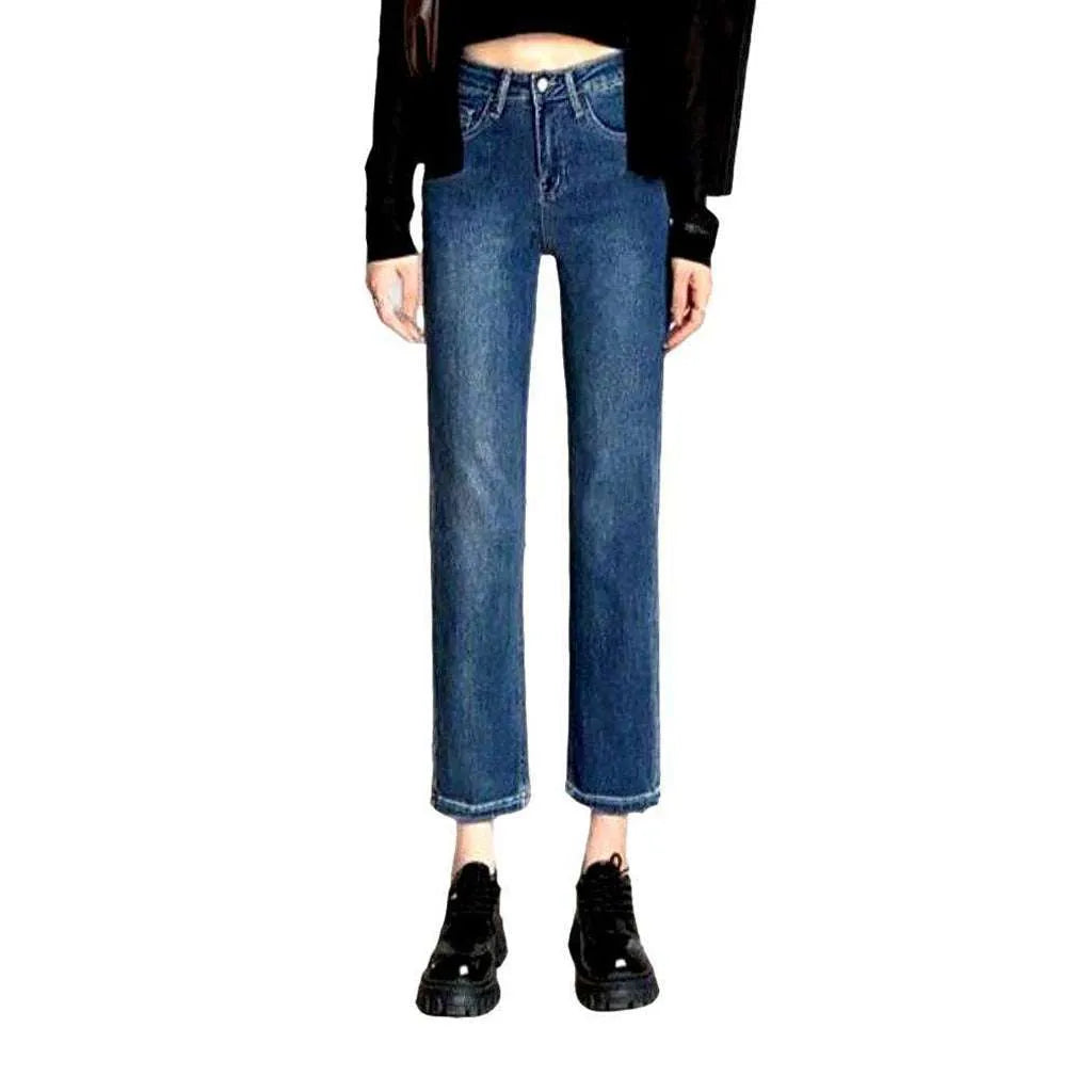 Short women's high-waist jeans