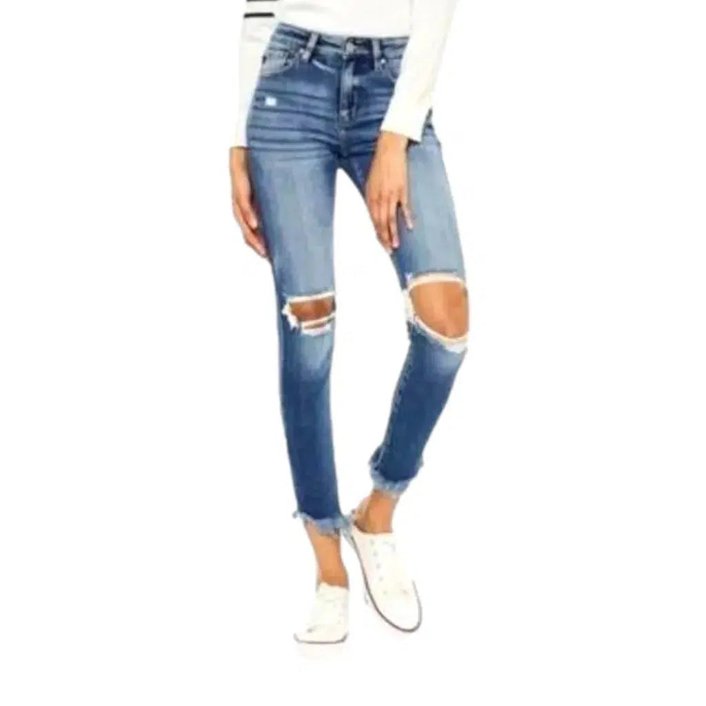 Skinny women's raw-hem jeans